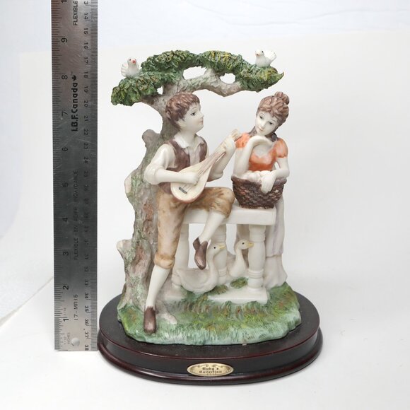 Ruby's Collection Romeo & Juliette Resin Wood Figurine Art Decor Romance Love - Picture 9 of 9